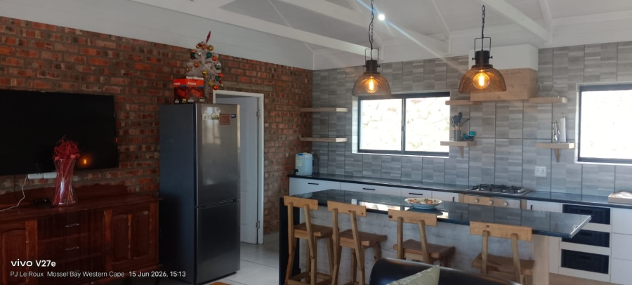 3 Bedroom Property for Sale in Menkenkop Western Cape